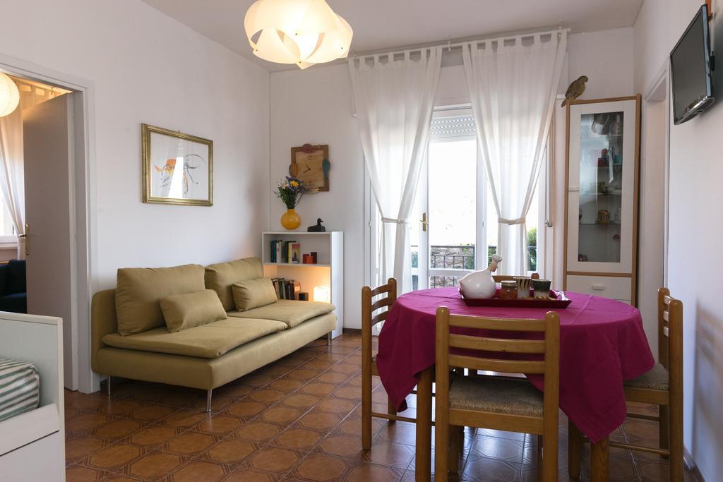 Talamone Apartment Szoba fotó